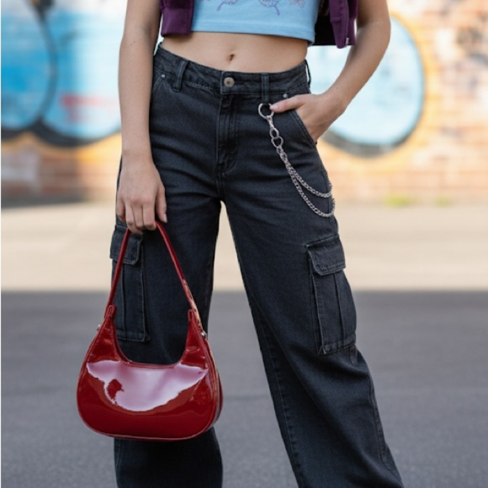 Elegant Red Women's Bag - Picture 2 of 9